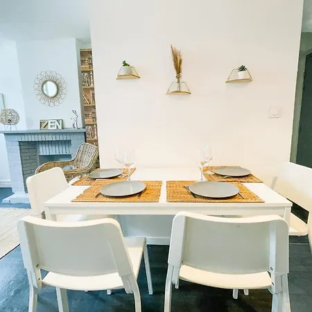 #n9 Le Champo T3 Close To The Centre 2 Bedrooms Apartment