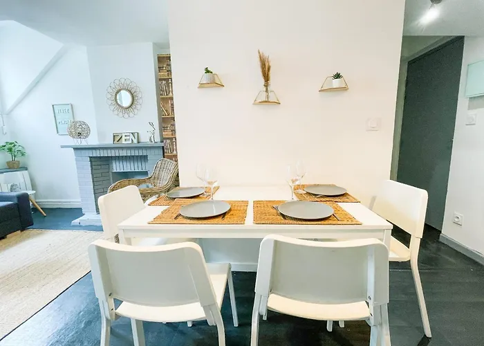 #n9 Le Champo T3 Close To The Centre 2 Bedrooms Apartament