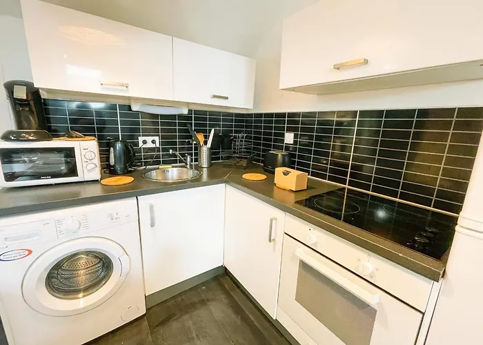 #n9 Le Champo T3 Close To The Centre 2 Bedrooms Apartament Grenoble